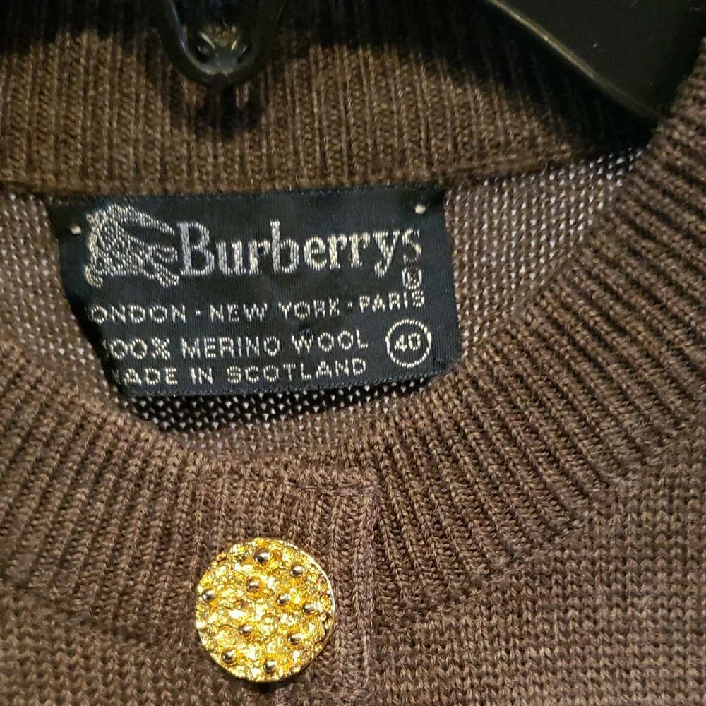 Burberry Vintage Women's 100% Merino Wool Cardigan Sweater with Gold Buttons - Picture 4 of 14
